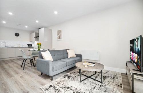 Birmingham City Centre Apartment | Stylish Apartment - Two Bedrooms - City Centre - Smart TV - WIFI - Top Rated - JQ 1AH