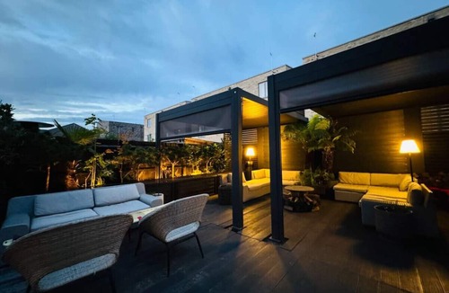 Cambridge House | Stylish Designer House - walk to historic centre