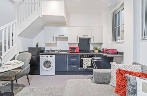 Hull Old Town Apartment | Stylish Hull City Centre Apartment – Pleasant and Cosy 1-Bedroom Stay