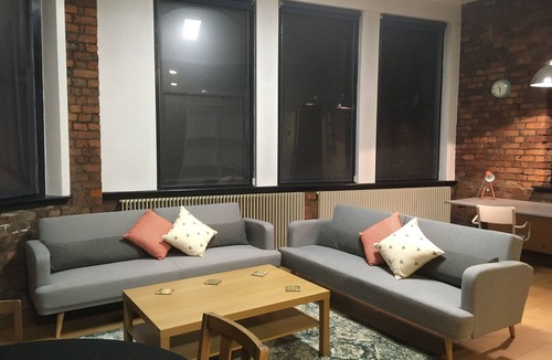 Manchester City Centre Apartment | Stylish Open Plan Loft in Manchester City Centre