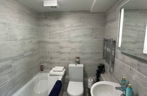 Brompton & Hans Town Apartment | Stylish Studio Flat in Chelsea
