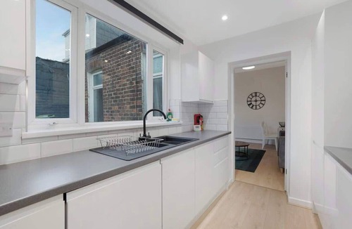 Sunderland House | Sunderland 3BR Retreat| Sleeps 6 by Stay With Us