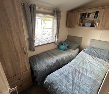 Crowle Resort | Sunset retreat