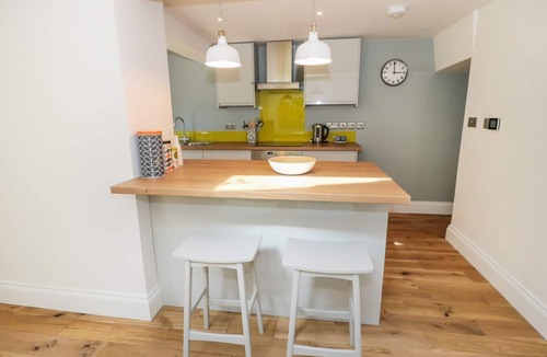 Corbridge Cottage | TEVIOT COTTAGE, vibrant cottage, in Corbridge