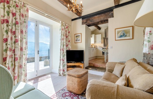 Potter Brompton Cottage | The Smithy - UK49535