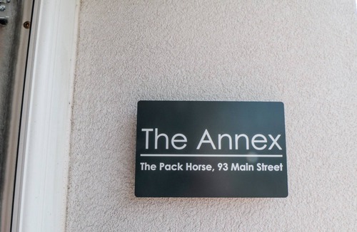 Cranswick Cottage | THE ANNEX AT THE PACK HORSE, pet friendly in Hutton Cranswick