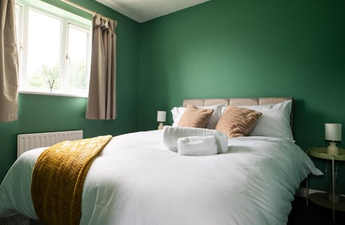 Bedford House | The Artisan House Stylish Bedfordshire Escape