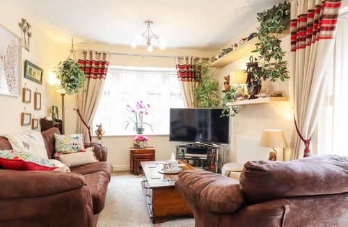 Raunds Cottage | THE ASH, family friendly, character holiday cottage in Raunds