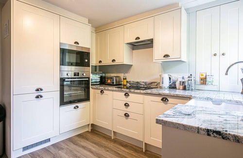 Bakewell Cottage | THE AUBREY, pet friendly, character holiday cottage in Bakewell