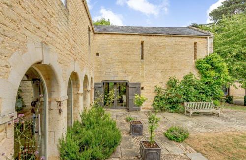Stamford House | The Barn - Uk51594