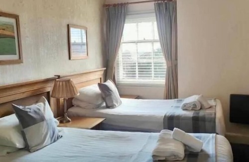 Burgh le Marsh Hotel | The Bell Hotel
