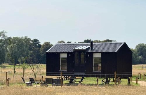 Brigg Cabin | The Bothies at Elsham Hall