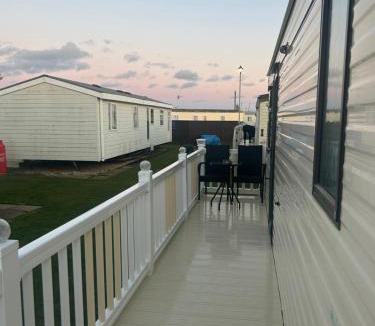 Ingoldmells Ski Chalet | The chase , Ingoldmells caravan rental 8 berth