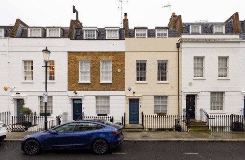 Brompton & Hans Town Cottage | The Chelsea Abode - 4bdr Home With Terrace