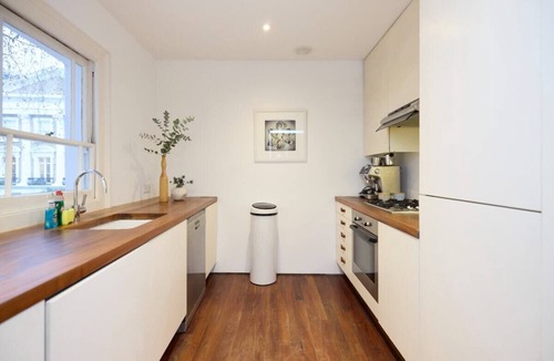 Chelsea Cottage | The Chelsea Classic - Splendid 3bdr House With Terrace