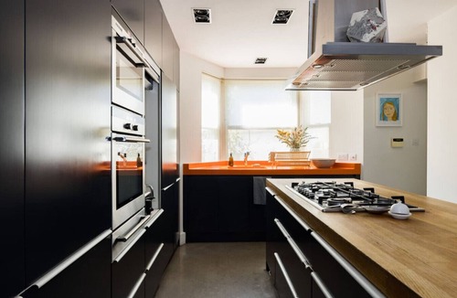 Addison House | The City Singer - 3 BR with Garden in Hammersmith