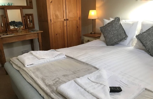 South Luffenham Hotel | The Coach House Inn