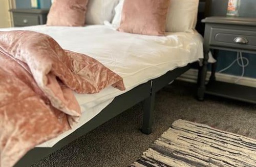 Sleaford House | The Cottage, Watergate, Sleaford