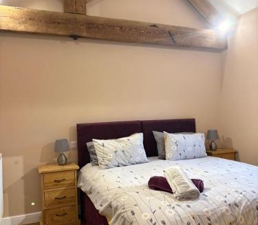 Cottingham Apartment | The Cow 'ouse, Wolds Way Holiday Cottages, 1 bed cottage