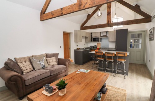 Kirk Sandall Cottage | THE COW SHED AT PEAR TREE FARM, pet friendly in Sykehouse