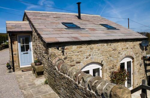 Trawden House | The Croft Holiday Cottage - AA Accredited, Country Cottage