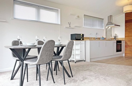 Poulton-le-Fylde Apartment | The Estuary Lodge - UK52152