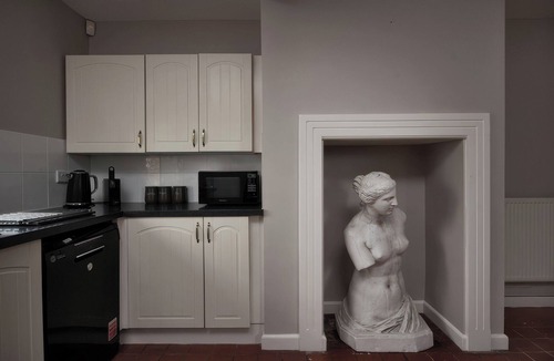 Polebrook House | THE GATEHOUSE, pet friendly, luxury holiday cottage in Oundle