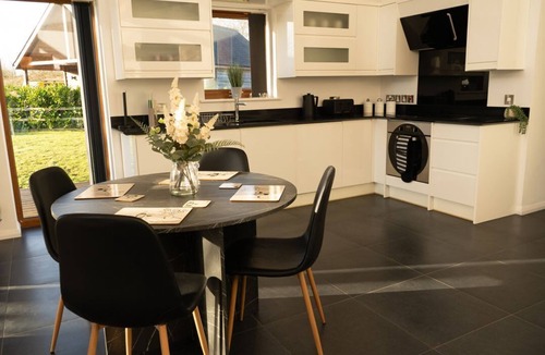 Aubourn Cabin | The Green Monkey, North Hykeham