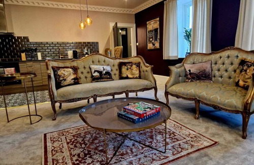 Scorton Apartment | The Hamilton - The Alexander Suite Luxury Holiday Lets