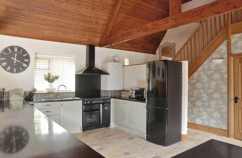 Polebrook Cottage | THE LADY ROTHSCHILD DAIRY, pet friendly in Oundle