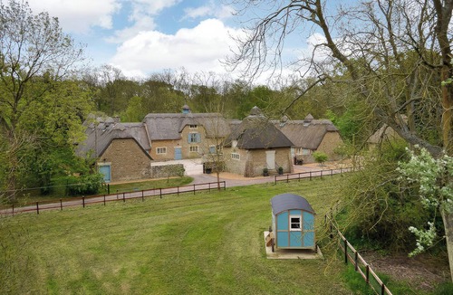 Polebrook Cottage | THE LADY ROTHSCHILD DAIRY, pet friendly in Oundle