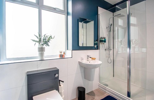 Cleethorpes Apartment | The Mariner's Rest Aparthotel - Premium self check in studios and hotel rooms