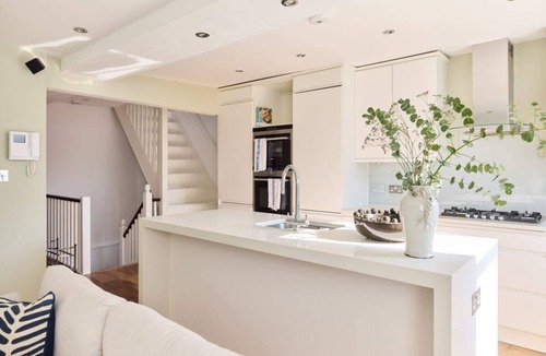 Bayswater Cottage | The Notting Hill Hideout - 2bdr Apartment