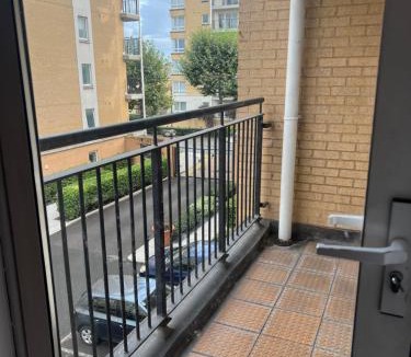 Canary Wharf Apartment | The O2 Arena ExCel Canary Wharf London