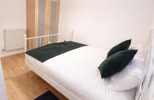 Canary Wharf Apartment | The O2 Arena ExCel Canary Wharf London