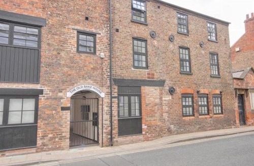 Beverley Apartment | The Old Bakehouse, central historical Beverley