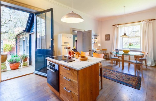 Wolterton Villa | The Old Courtyard - Three Bedroom Villa, Sleeps 6