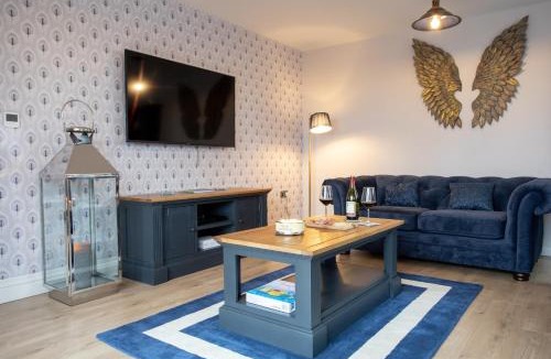 Sutton on the Forest House | The Old Doghouse