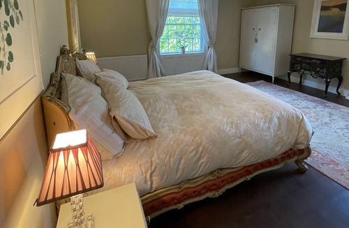 Sturton By Stow Bed & Breakfast | the old rectory dating back from 17C "french" super king bed en-suite
