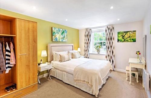 Harrogate City Centre Apartment | The Old Toffee Works, Montpellier Quarter, Next to Pump Rooms FREE PARKING
