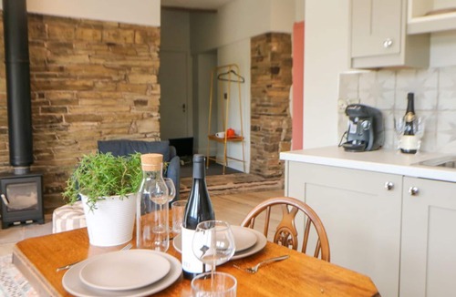 Stockport House | The Plucking Shed - A Cozy Vineyard Retreat