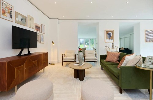 St. Johns Wood Apartment | The Primrose Hill Place