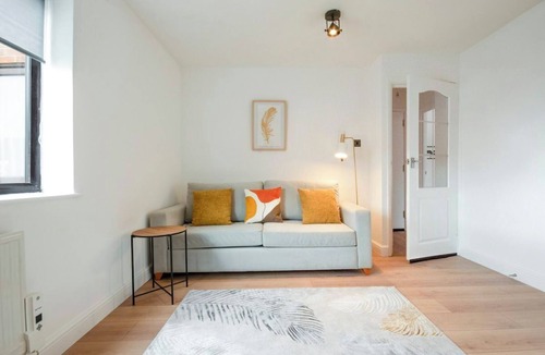 Rushden Apartment | The Rushden Retreat 1-Bed Flat + Parking