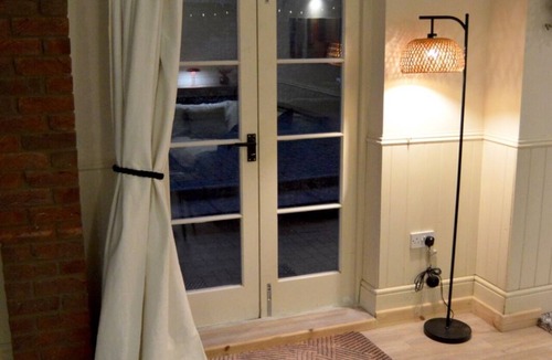 Horncastle House | The Stables in Central Horncastle - Pass the Keys
