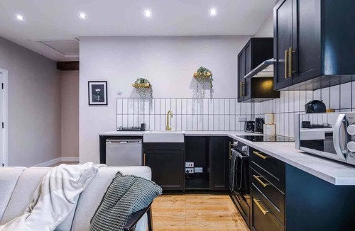 Chapel en le Frith Apartment | The Treasury - Boutique Cosy Peak District Retreat in a Grade II listed building
