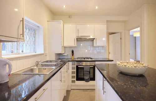 Tufnell Park Apartment | The Tufnell Threshold