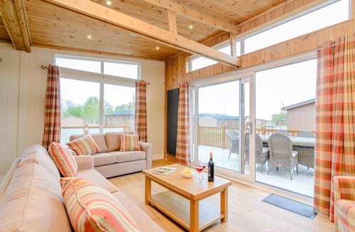 Fotheringhay Cabin | The Wansford, Wansford
