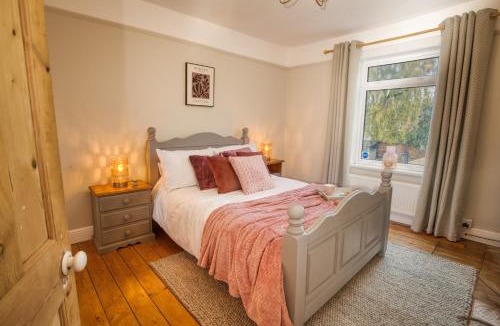 Lincoln House | The White Cottage, central close to Lincoln Castle
