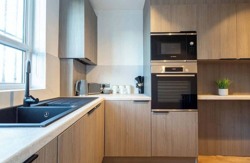 Withington Condo | The Withington - Close To Christie & Motorway links