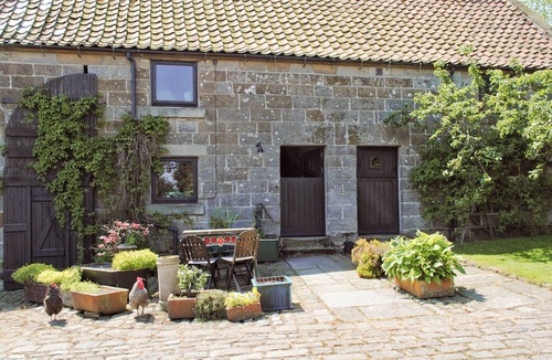 Great Fryup Dale Cottage | THRESHING BARN - KZA